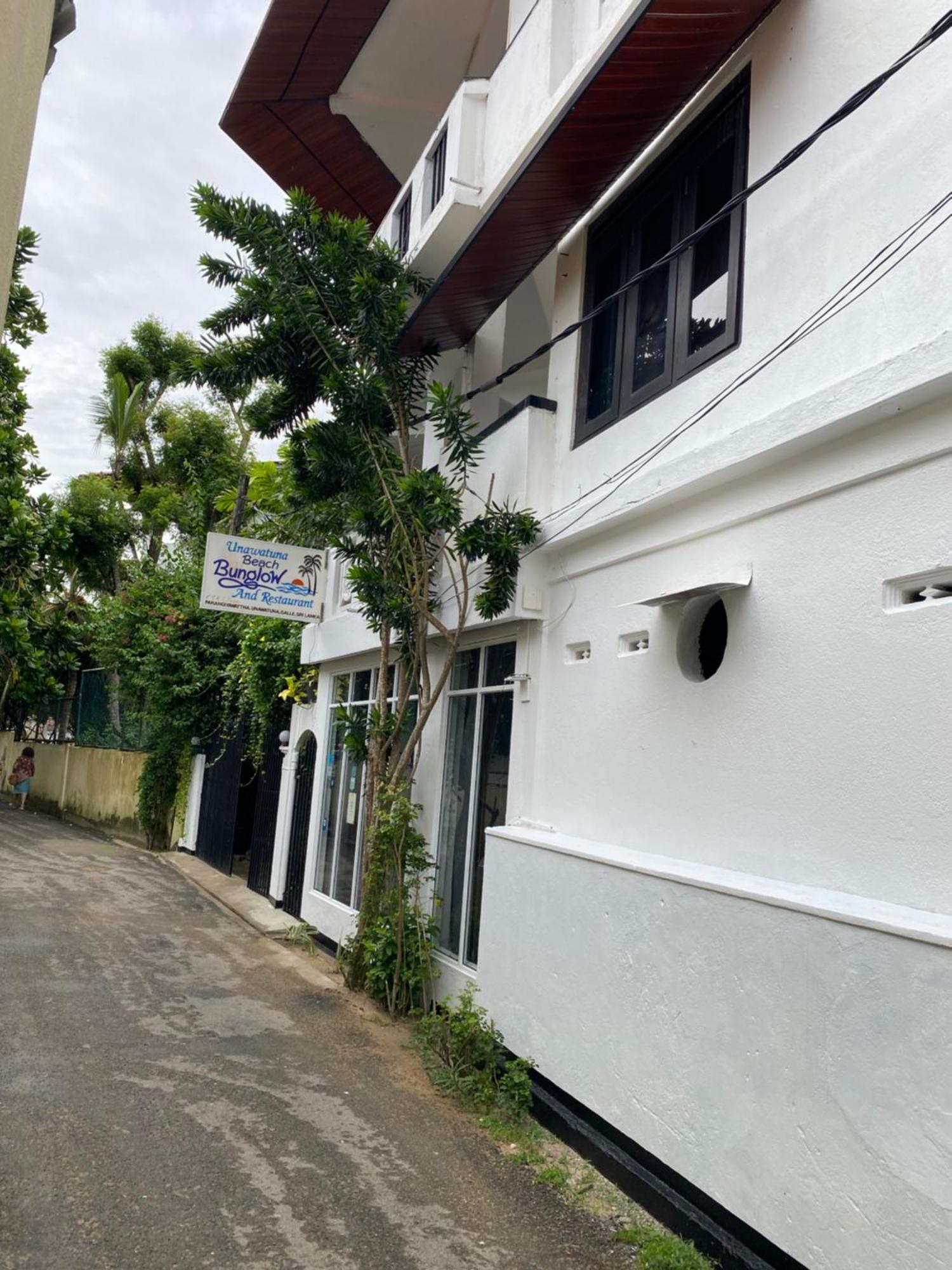 Unawatuna Beach Bungalow - Hotel Exterior foto